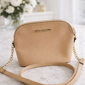 Steve Madden Tan Crossbody with Gold Chain Detail